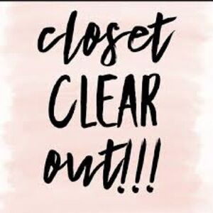 CLOSET CLEAR OUT!!!! Cheap shipping rates!! Let’s make a deal 🥰🥰🥰🥰🥰